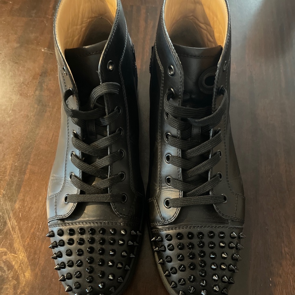 Mens pre owned Christian Louboutin sneakers